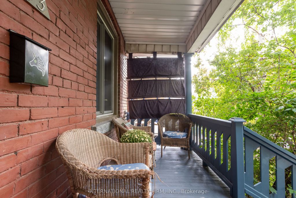 Photo of 1273 Lansdowne Avenue, Toronto, ON M6H 3Z9 (MLS # W12422851)