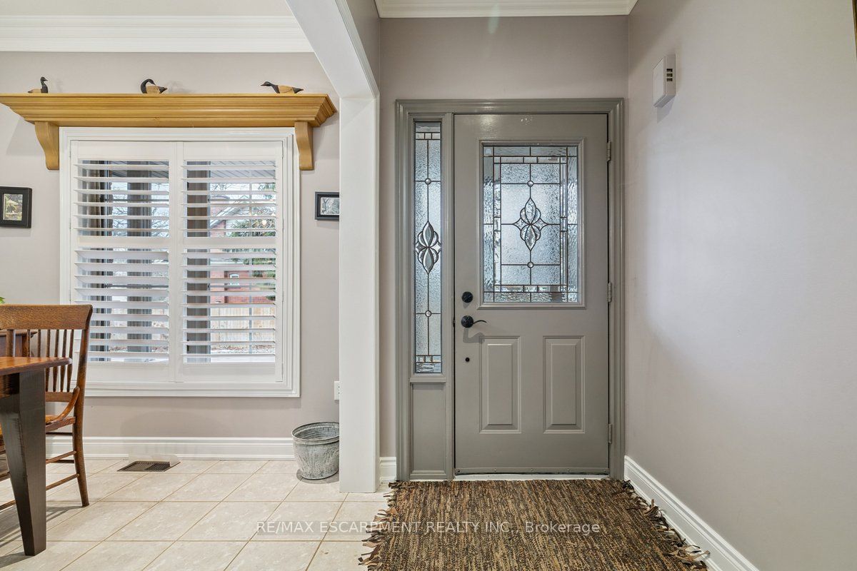 1019 North Shore Boulevard E 3