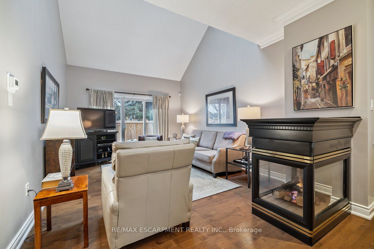 1019 North Shore Boulevard E 3