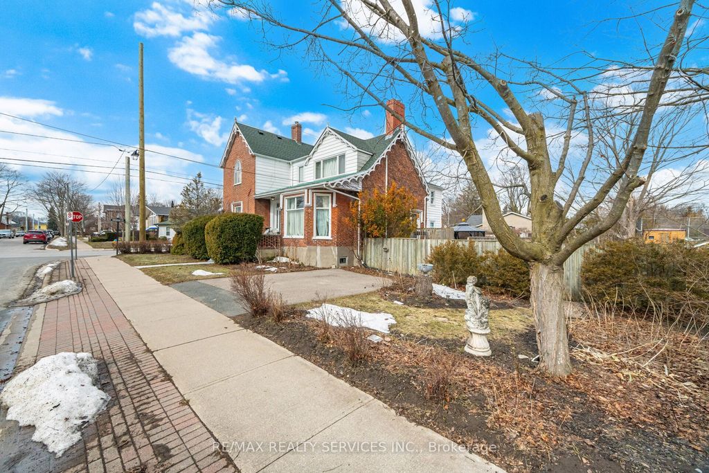 Photo of 50 Havelock Street, Cobourg, ON K9A 2J3 (MLS # X12867256)