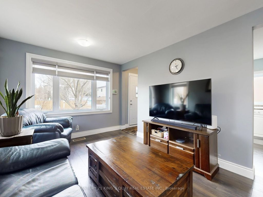 Photo of 330 Kennedy Road, Toronto, ON M1N 3P7 (MLS # E12970328)