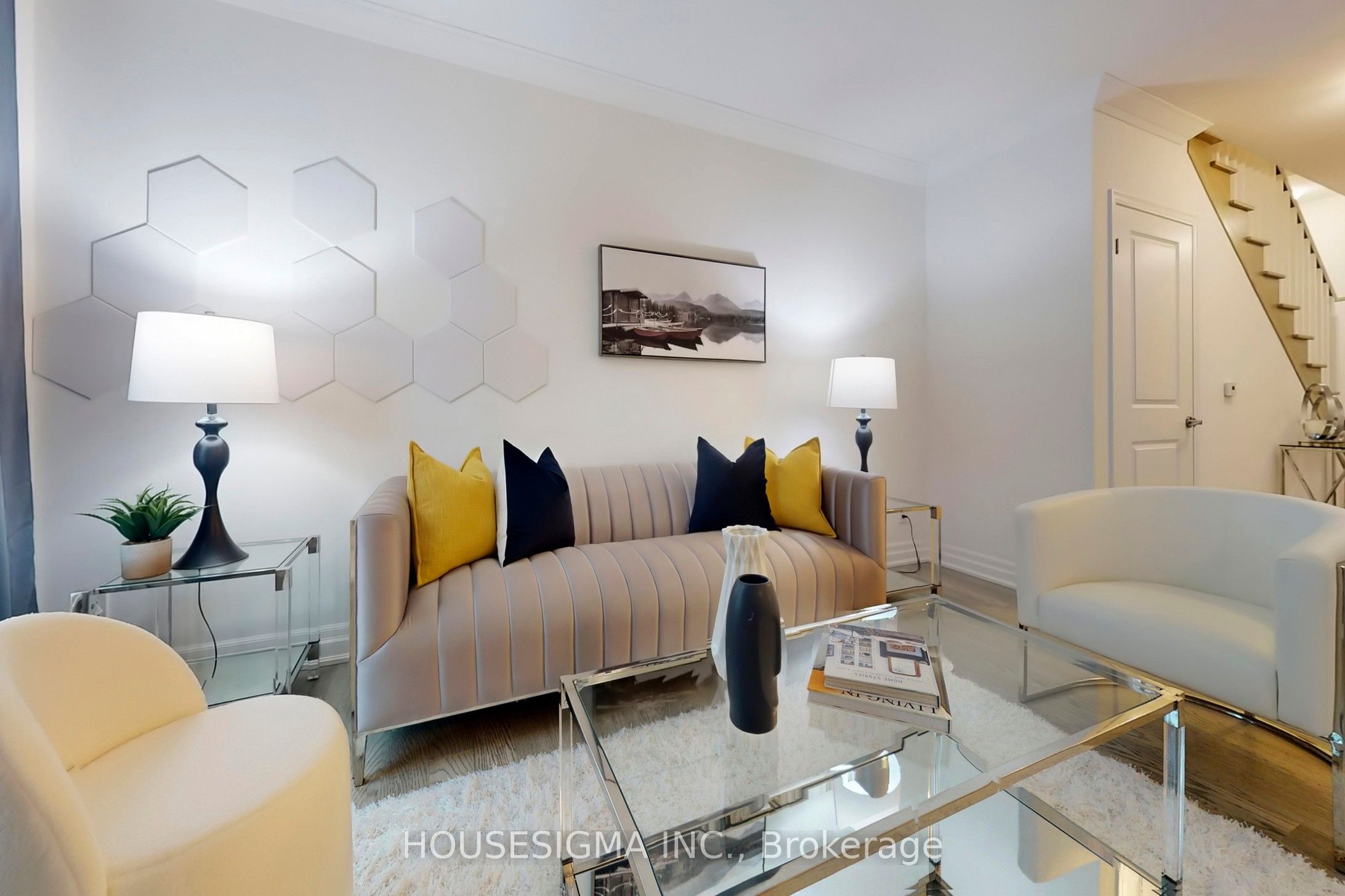 18 Rouge Valley Drive 101