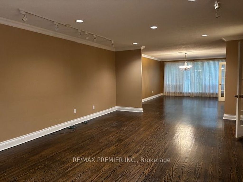 Photo of 66 Laureleaf Road, Markham, ON L3T 2Y1 (MLS # N12807174)