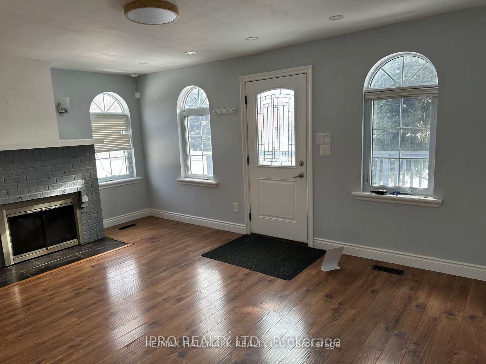 853 Fourth Street Main Floor