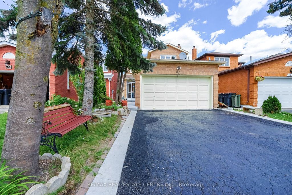 Photo of 48 Cortez Court, Brampton, ON L6X 3Y9 (MLS # W13002378)