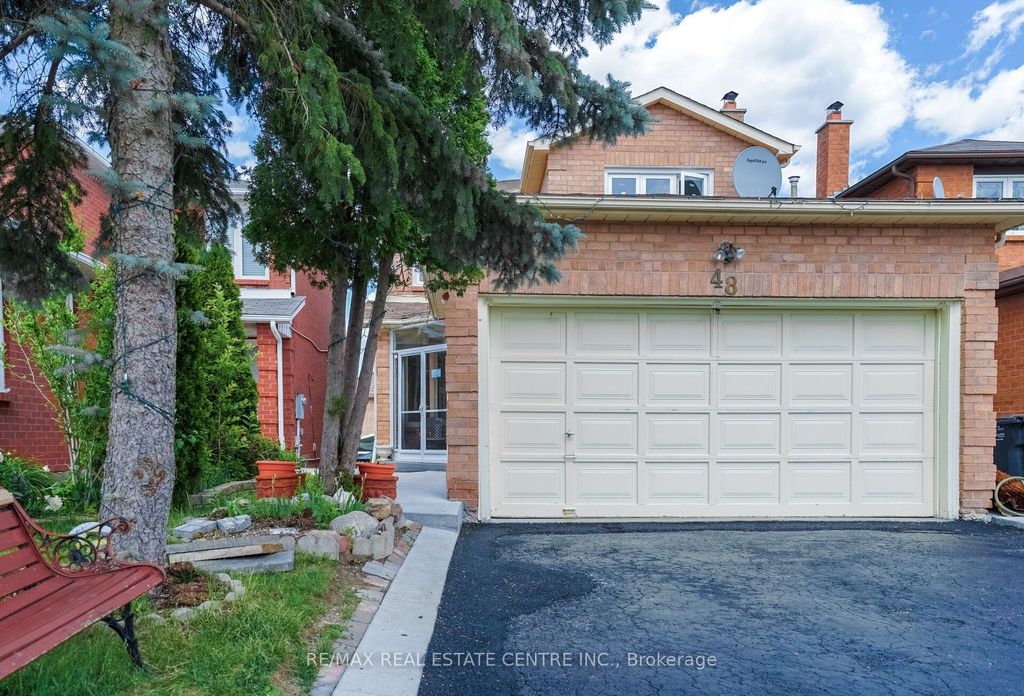Photo of 48 Cortez Court, Brampton, ON L6X 3Y9 (MLS # W13002378)