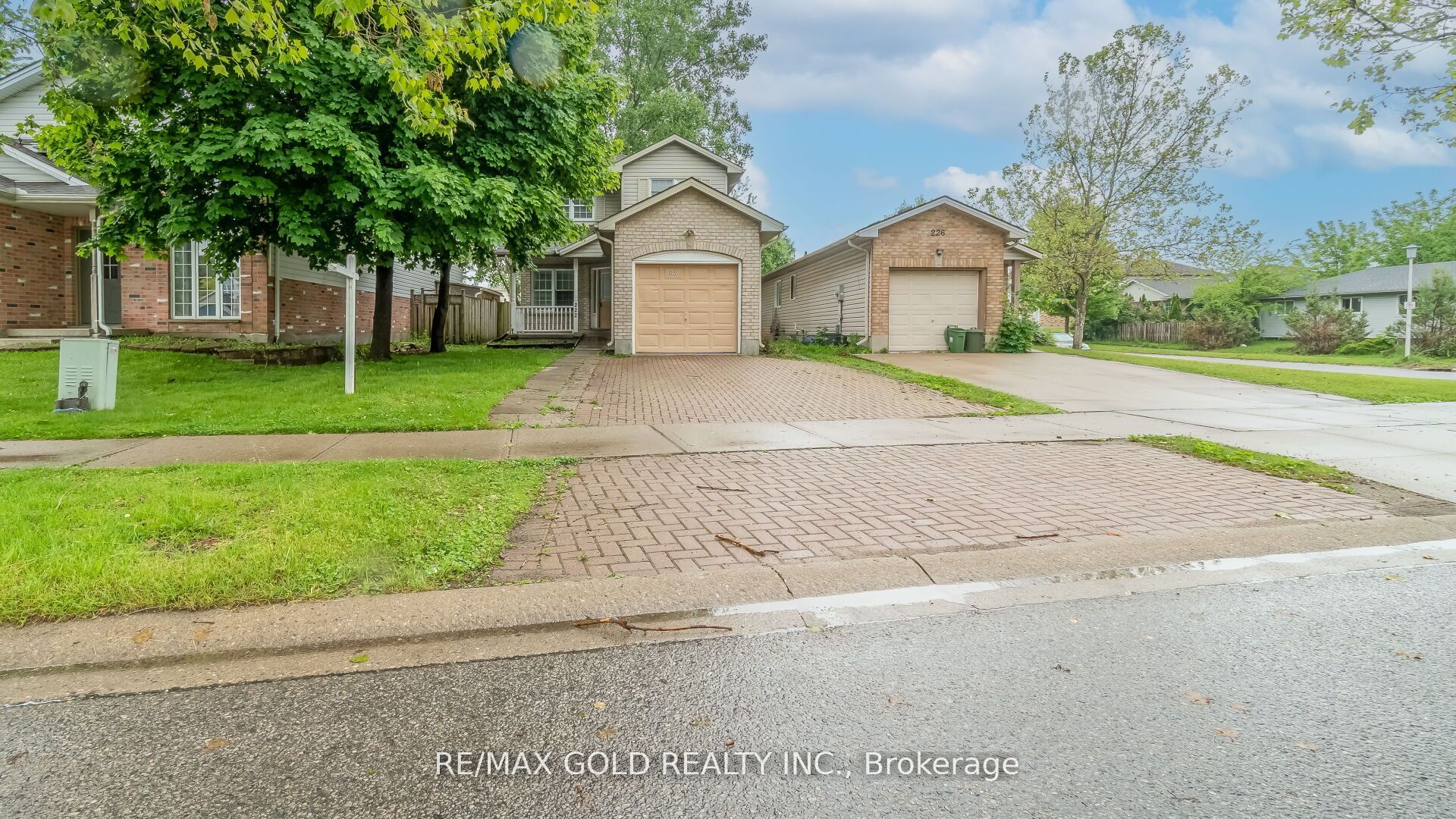 Photo 1 of 22 — 222 Fleming Drive, London East, ON N5V 4Y9