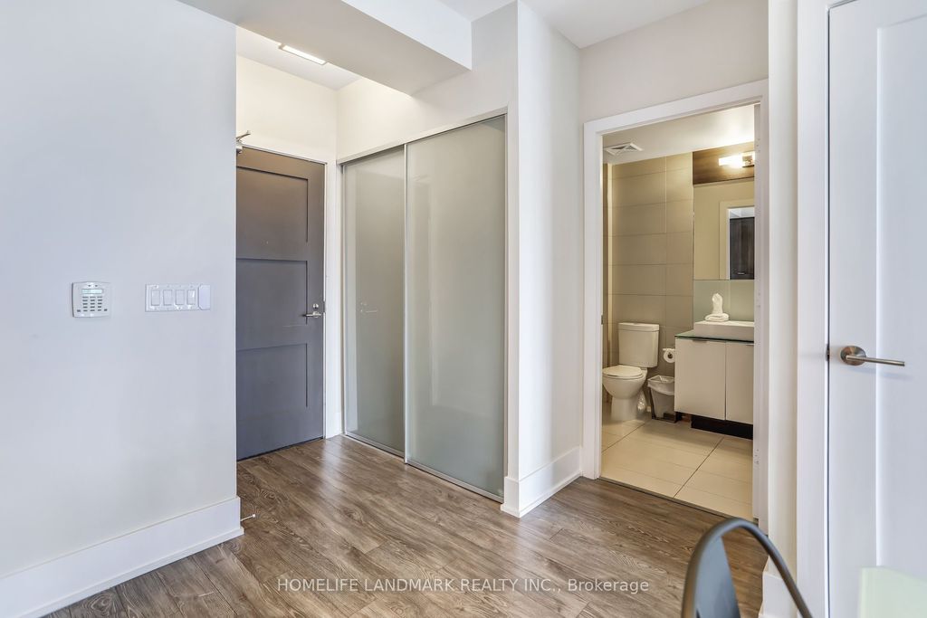 Photo of 300 Front Street W #4113, Toronto, ON M5V 0E9 (MLS # C12380706)