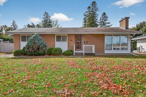 Photo of 2106 Dunelm Street, Elmvale Acres and Area, ON K1G 2S3 (MLS # X12470305)