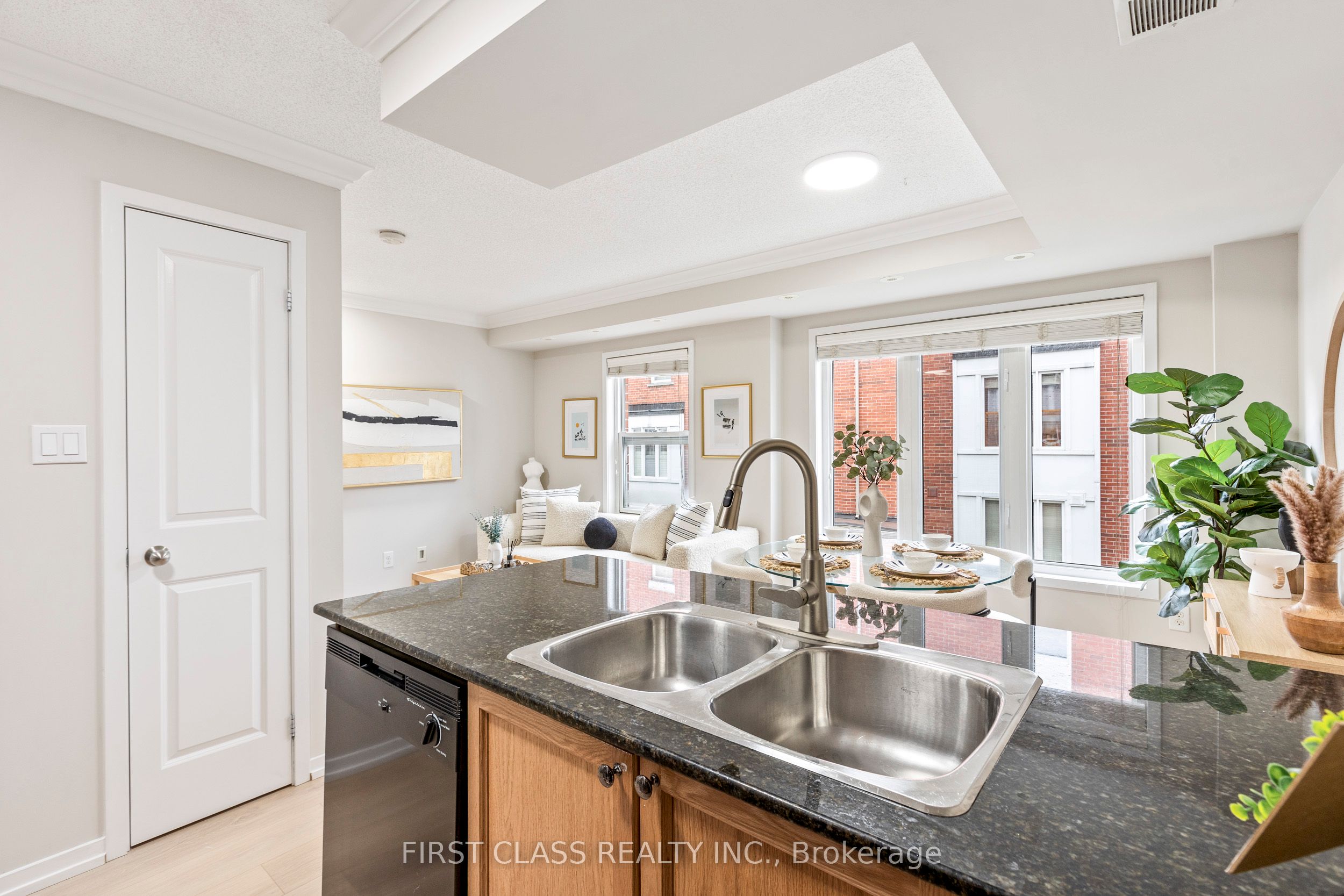 29 Frances Loring Lane 6