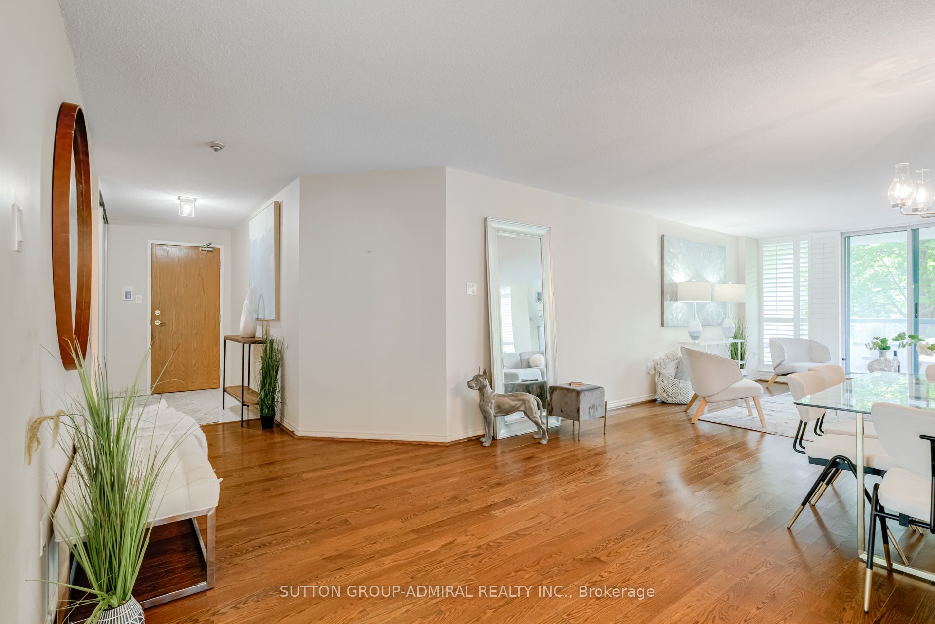 7250 Yonge Street 311