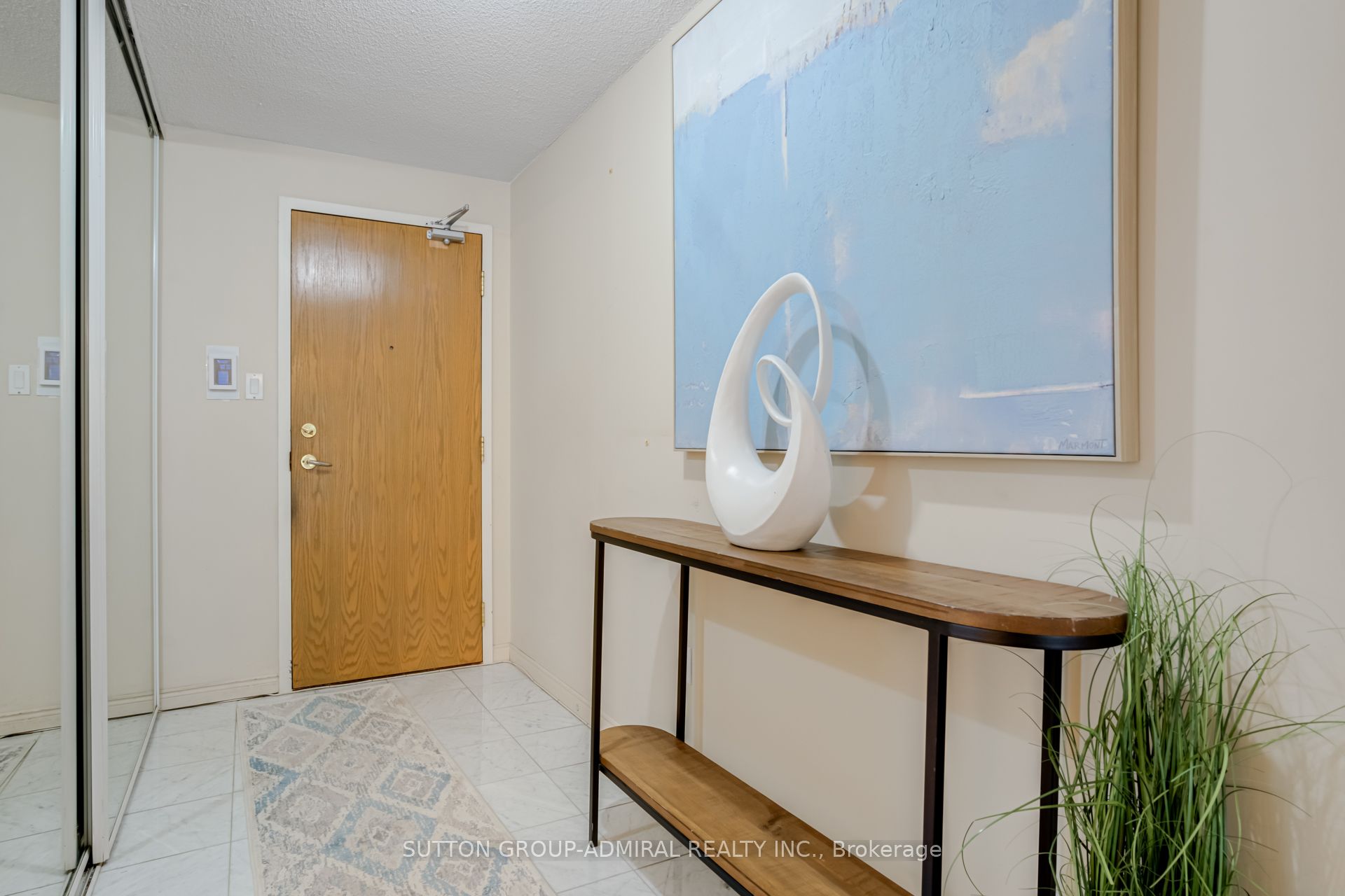 7250 Yonge Street 311