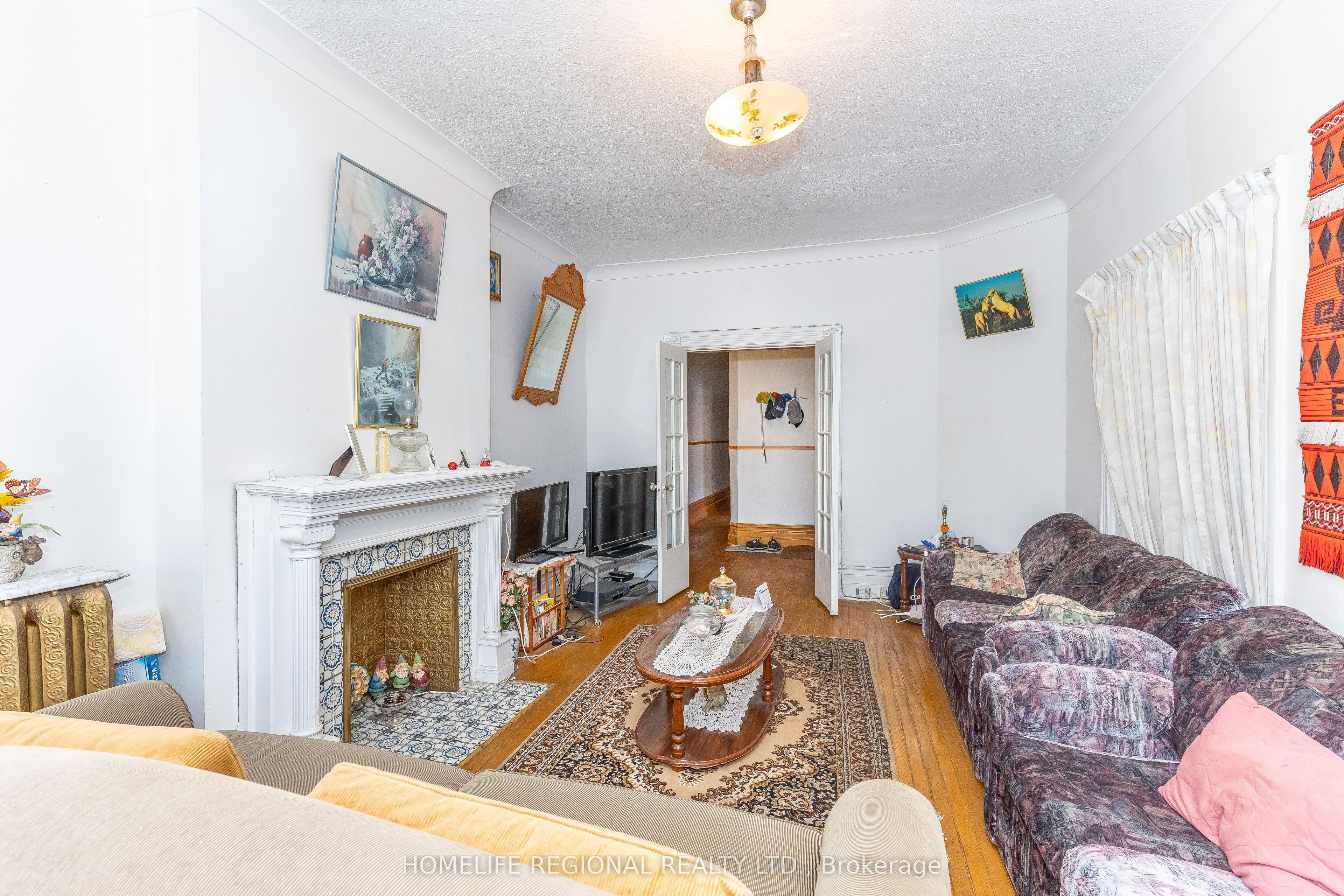237 Roxton Road
