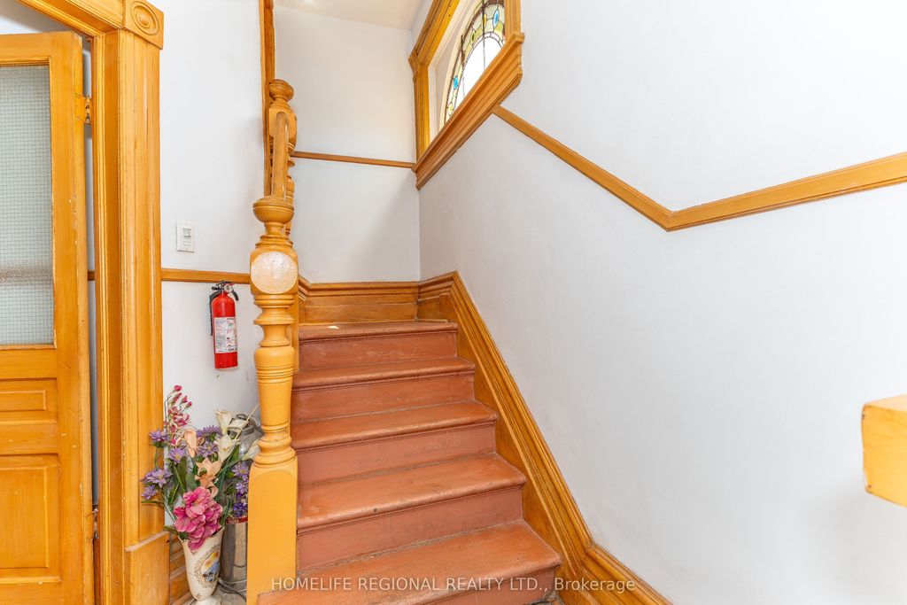 Photo of 237 Roxton Road, Toronto, ON M6G 3R1 (MLS # C13057358)
