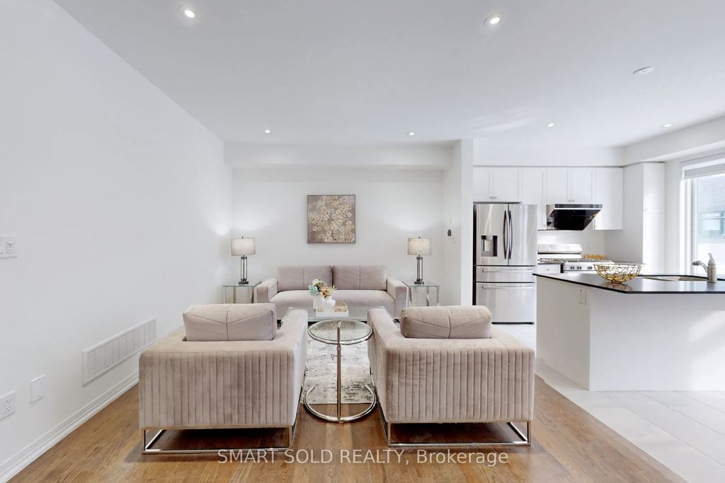 Photo of 63 McCague Street, Richmond Hill, ON L4S 0J4 (MLS # N12933756)