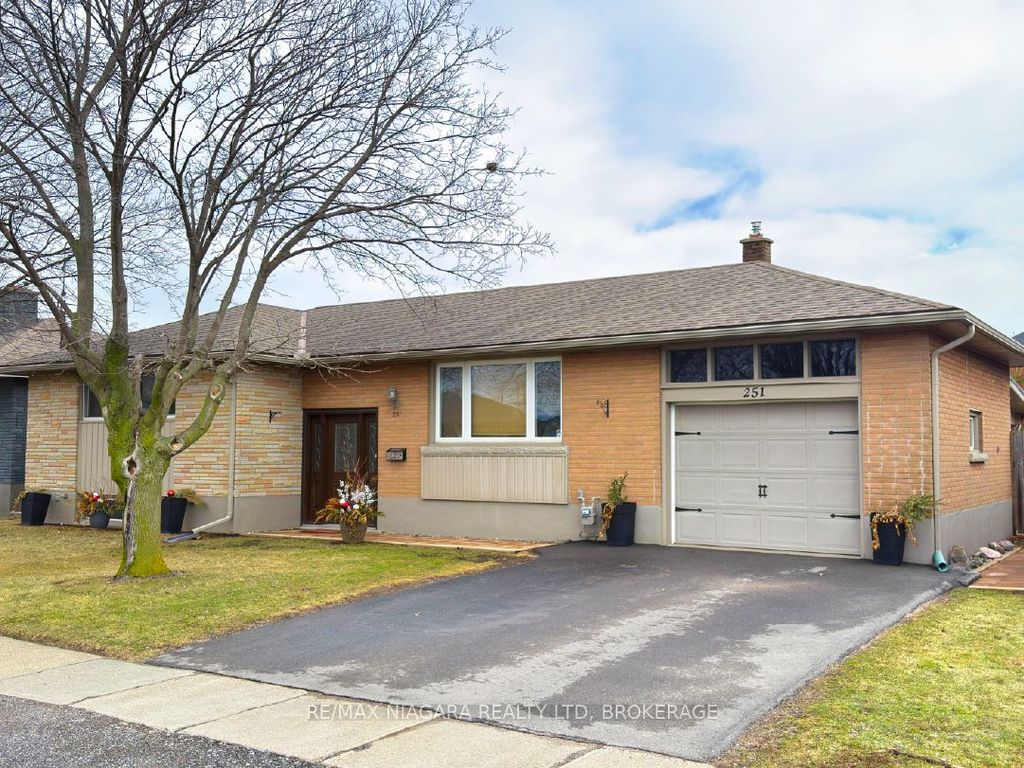 Photo of 251 Clarke Street, Port Colborne, ON L3K 2G7 (MLS # X12744020)