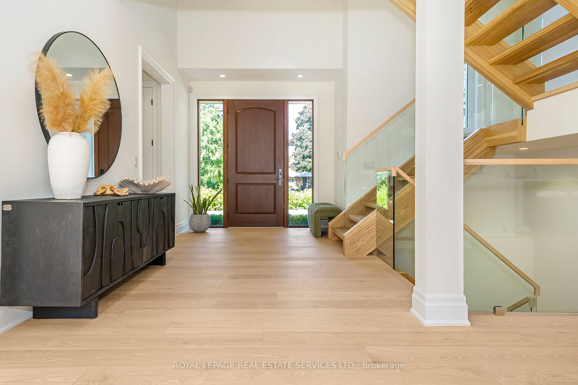 1618 Dogwood Trail