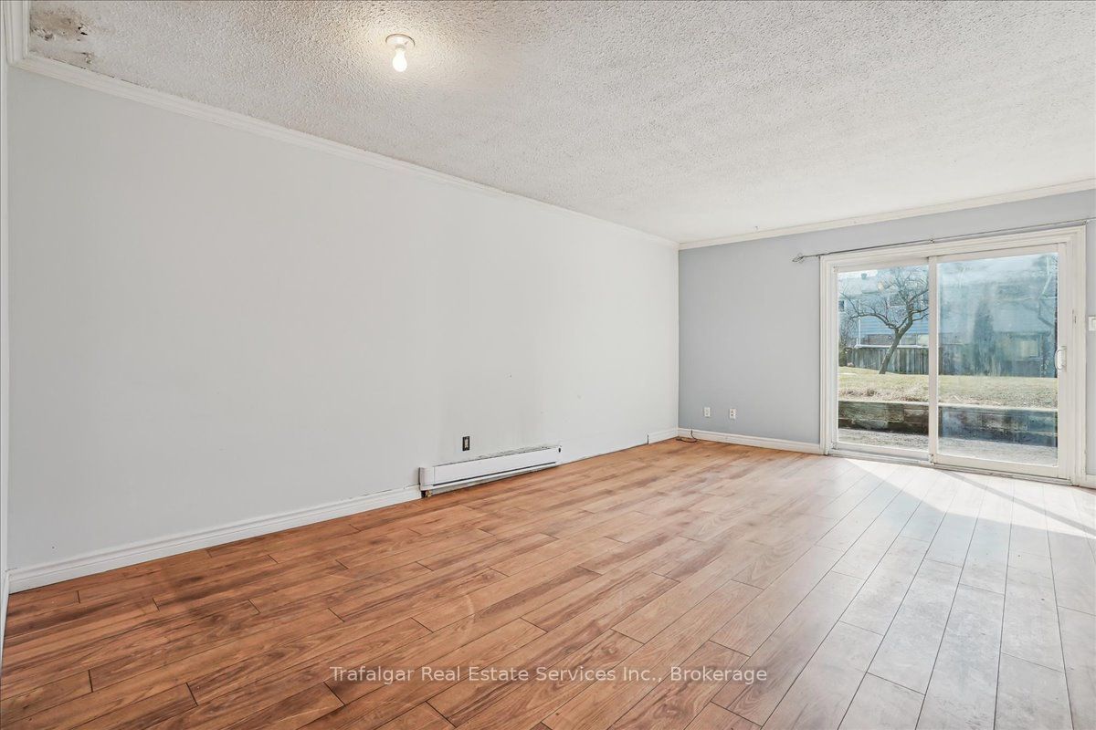 66 Worthington Drive