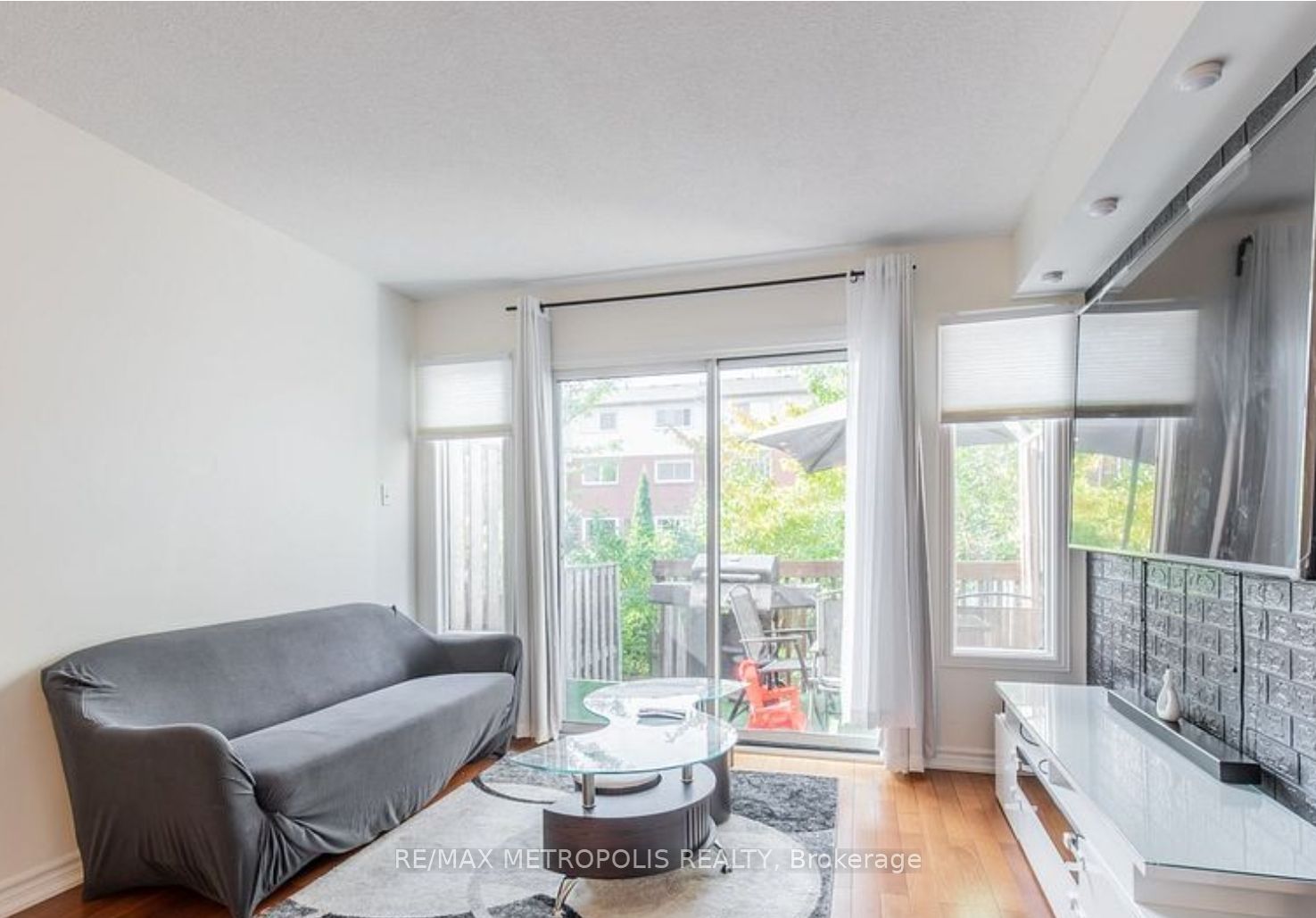 3895 Doug Leavens Boulevard 39