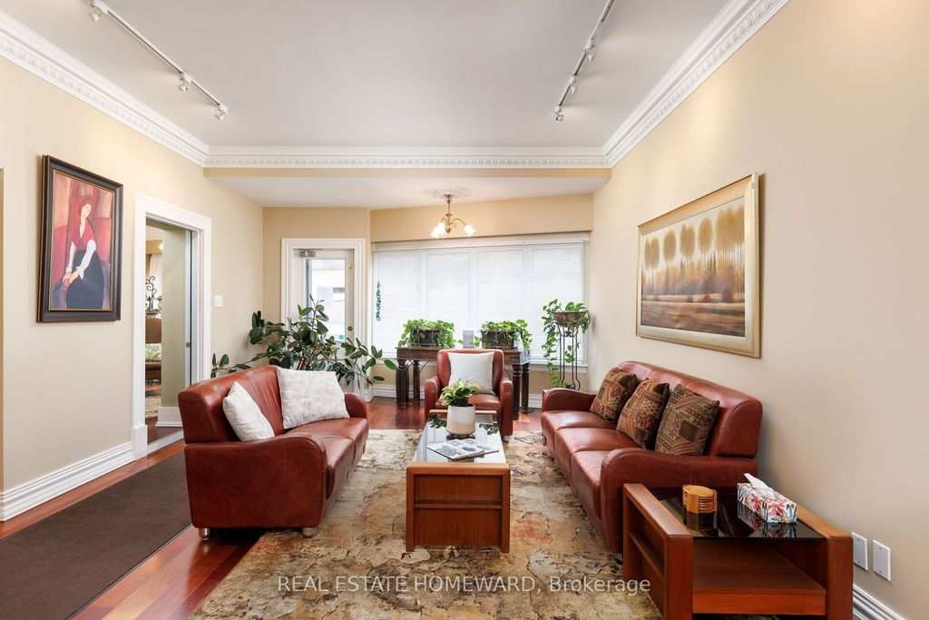 Photo of 6 Main Street, Toronto, ON M4E 2V4 (MLS # E12071135)