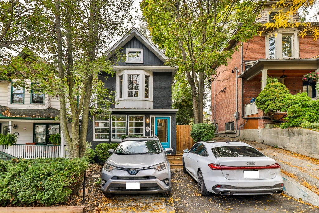Photo of 312 Kenilworth Avenue, Toronto, ON M4L 3S8 (MLS # E14081690)