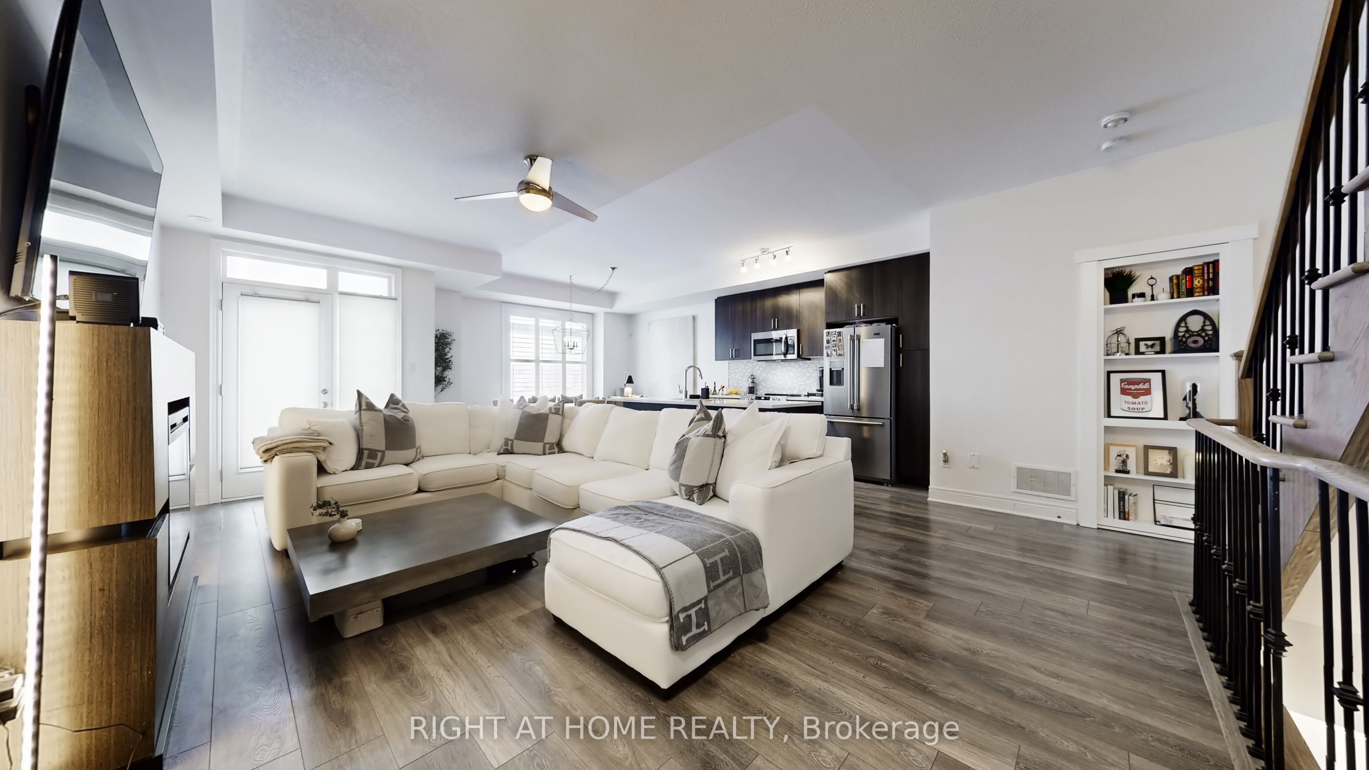 1423 Clarriage Court