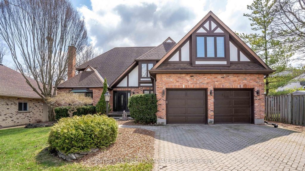 Photo of 135 Ambleside Drive, London North, ON N6G 4P8 (MLS # X12996298)