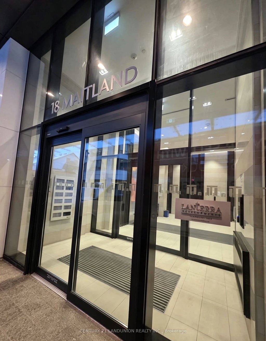 Photo of 18 Maitland Terrace #1808, Toronto, ON M4Y 0H2 (MLS # C13706706)