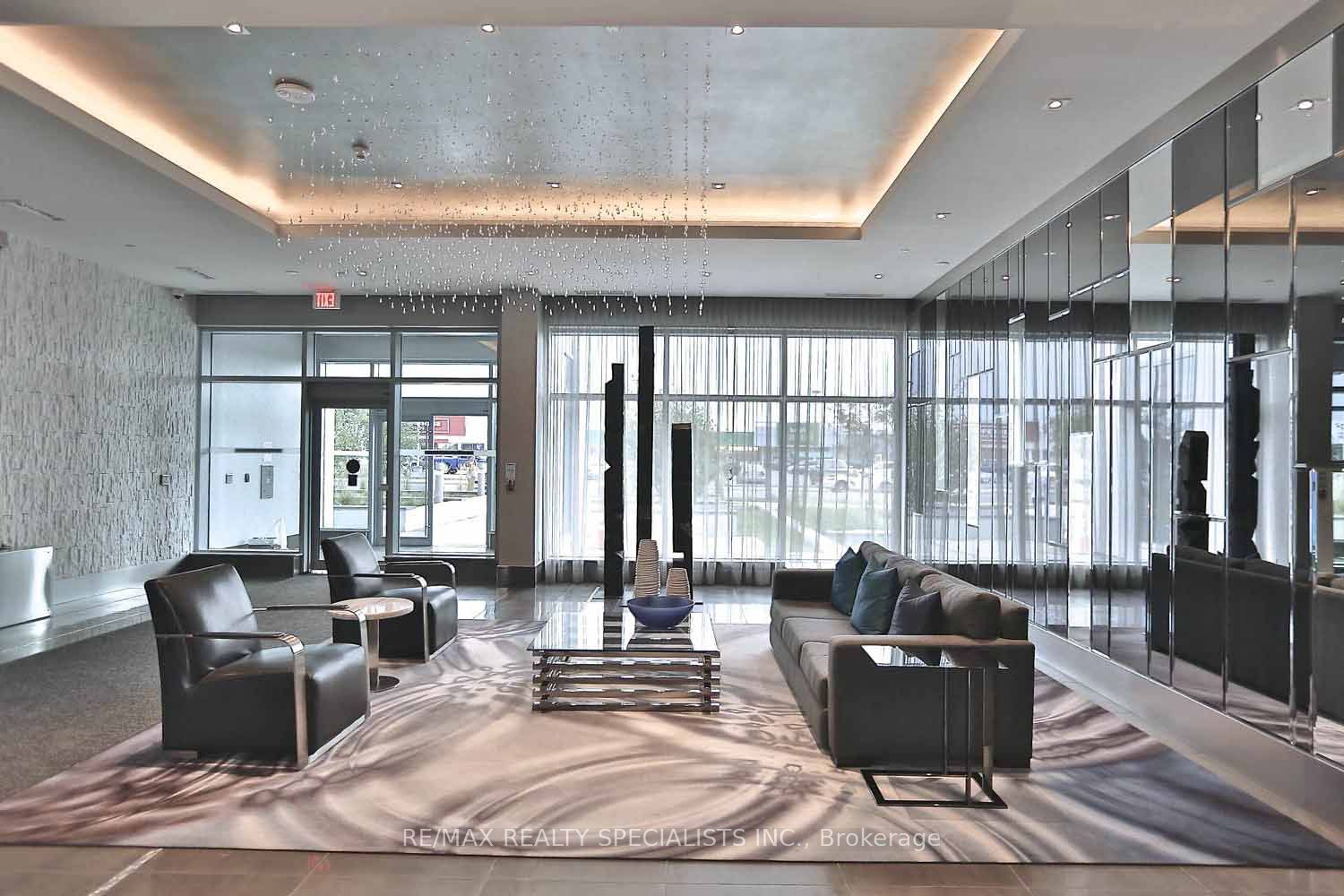65 Speers Road 1002