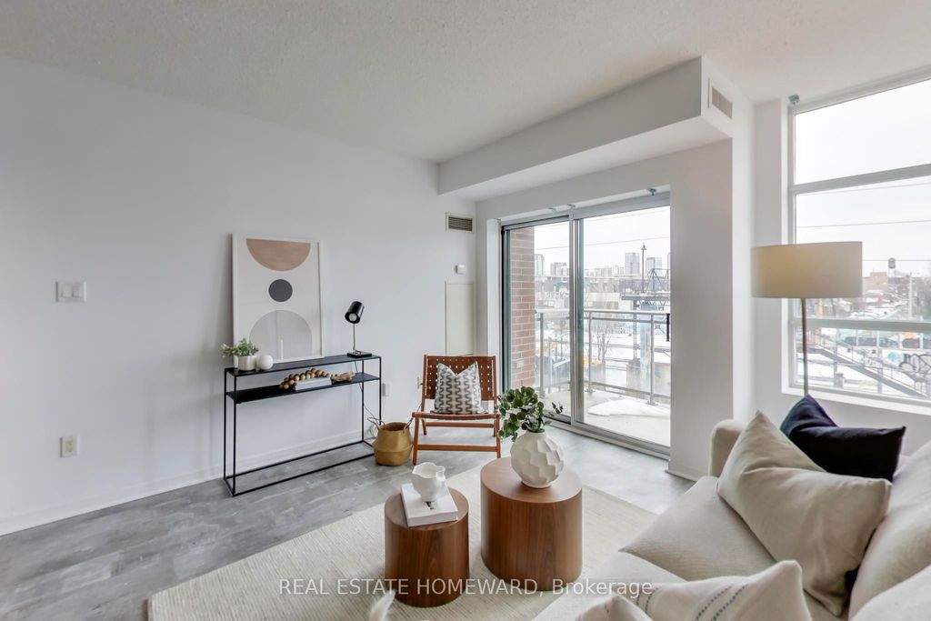 Photo of 2495 Dundas Street W #412, Toronto, ON M6P 1X4 (MLS # W12798514)