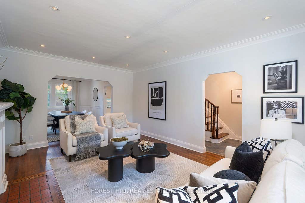 Photo of 17 Fairleigh Crescent, Toronto, ON M6C 3R7 (MLS # C13682036)