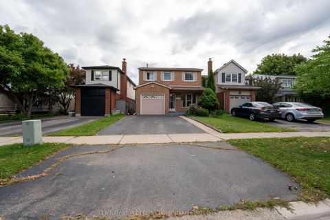 Photo of 2247 Silverbirch Court, Burlington, ON L7M 3H4 (MLS # W12656592)