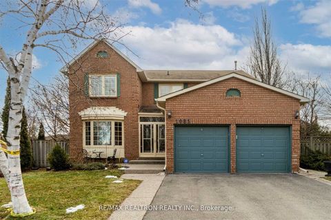 1085 Grandeur Crescent Oakville ON L6H 4B4
