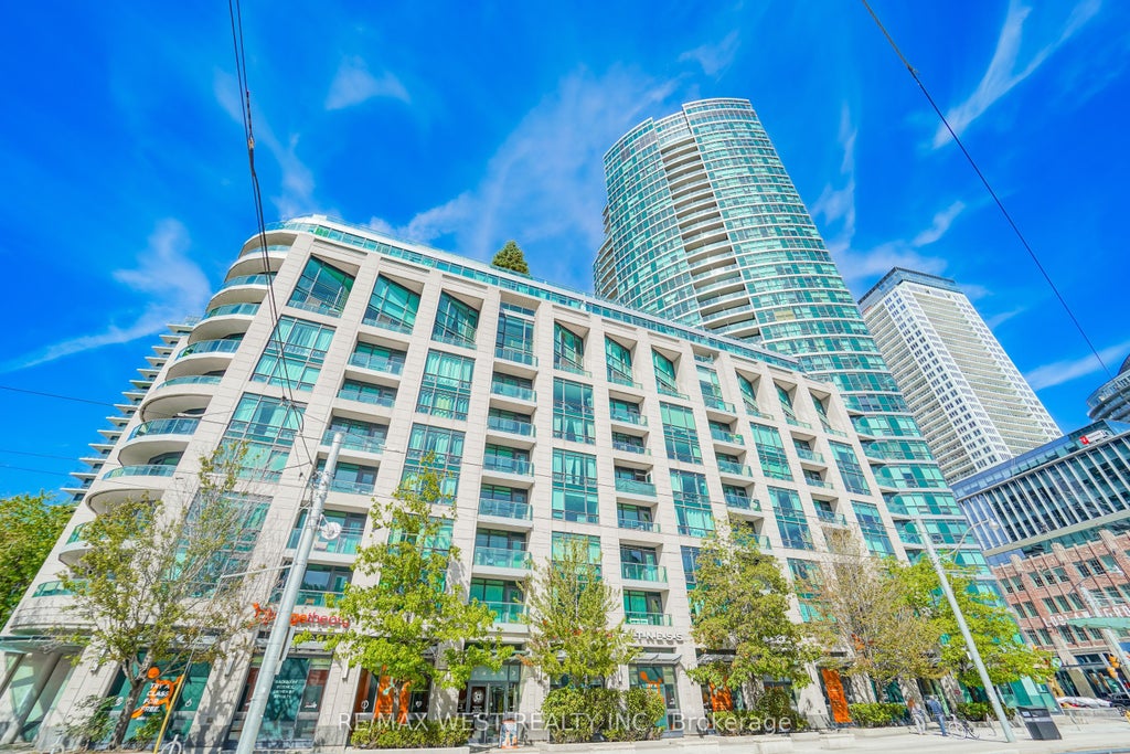 Photo of 600 Fleet Street #522, Toronto, ON M5V 1B7 (MLS # C13825166)