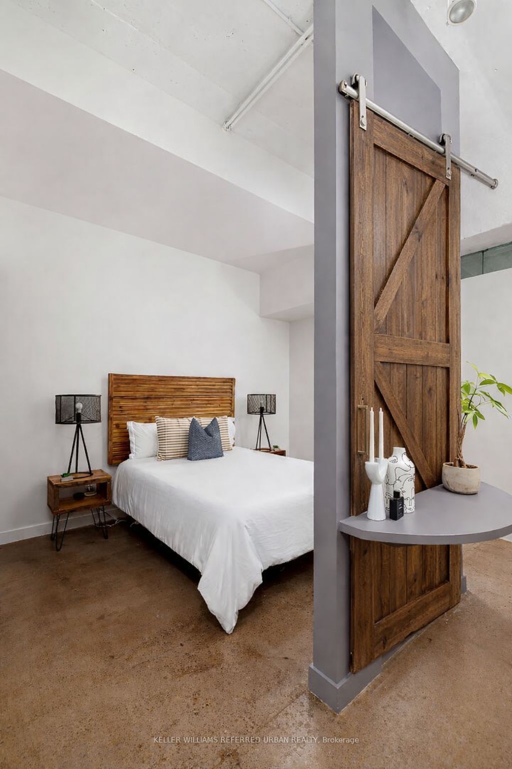 Photo of 155 Dalhousie Street #618, Toronto, ON M5B 2P7 (MLS # C12595842)