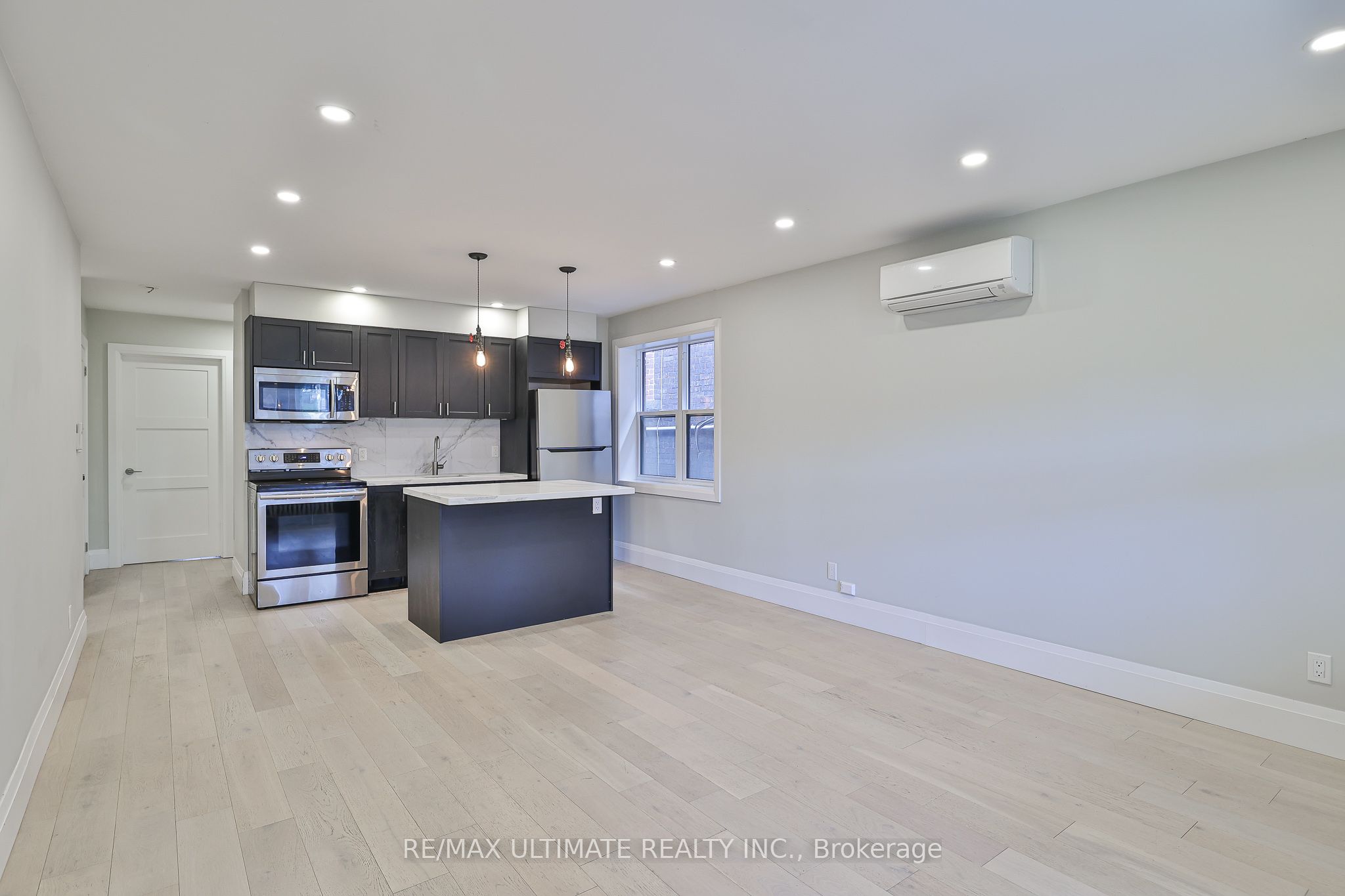 8 Grafton Avenue