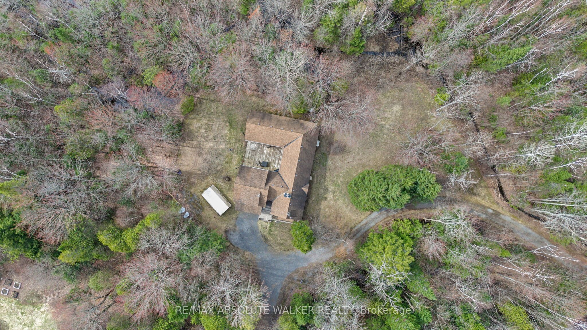 7681 Settler's Way