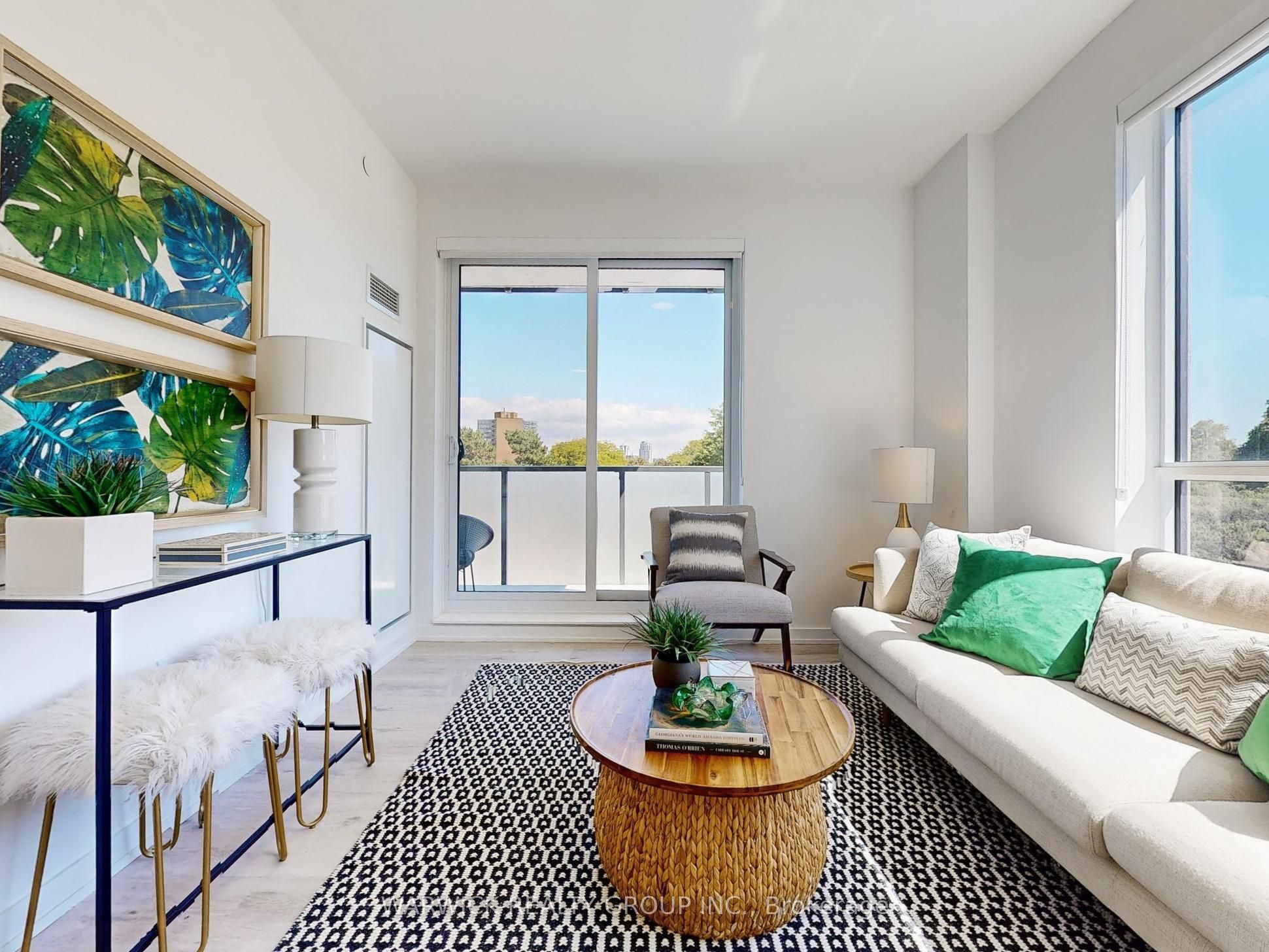 4365 Bloor Street W 525