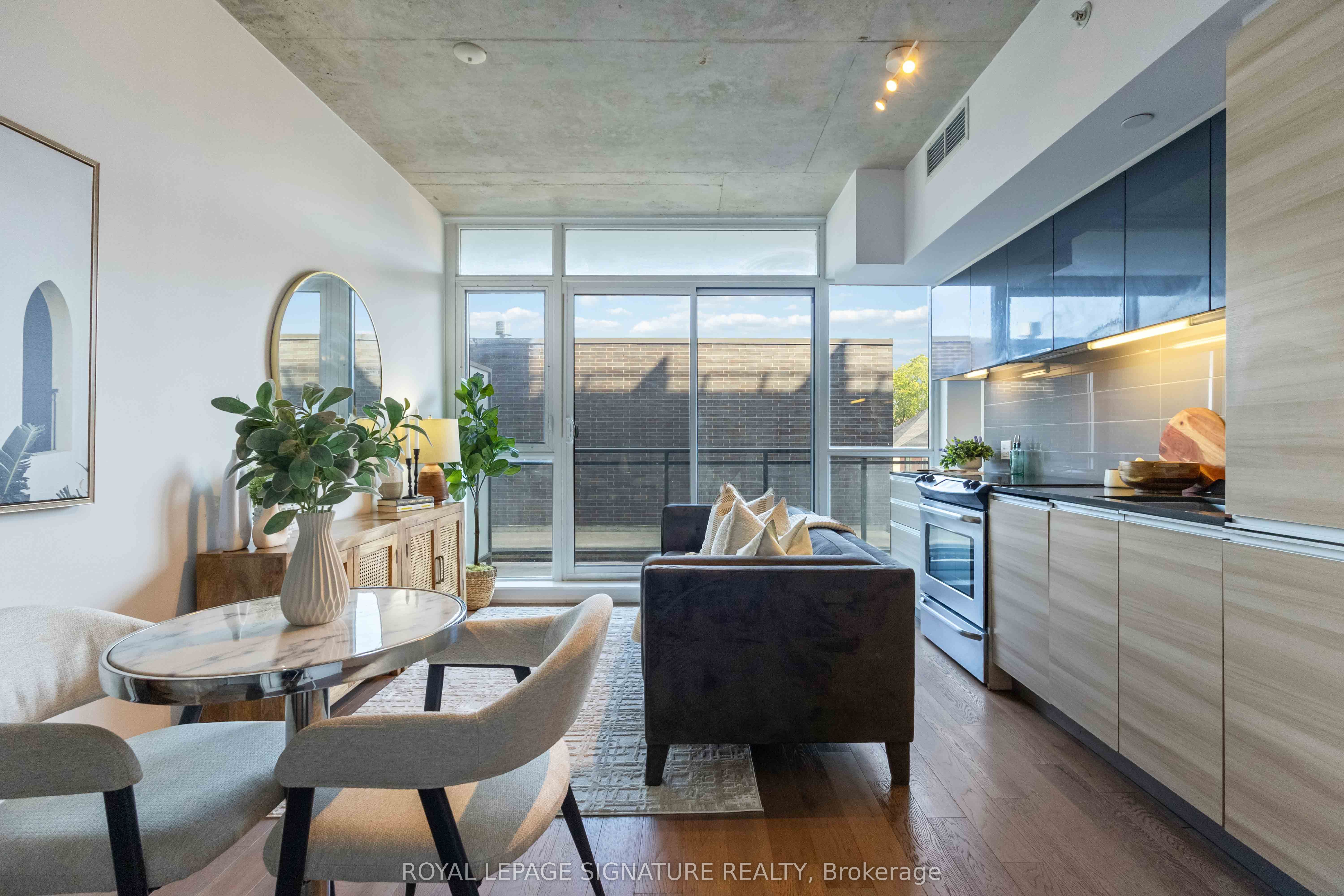 1190 Dundas Street E 406