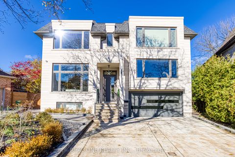 Photo of 18 Aneta Circle, Toronto, ON M2M 3J2 (MLS # C12542128)