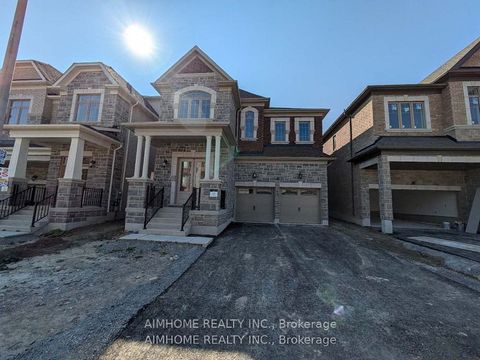 14 CINQUEFOIL Street 3 Richmond Hill ON L4E 1J7
