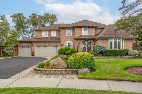 37 Leah Crescent Ajax ON L1T 3J2