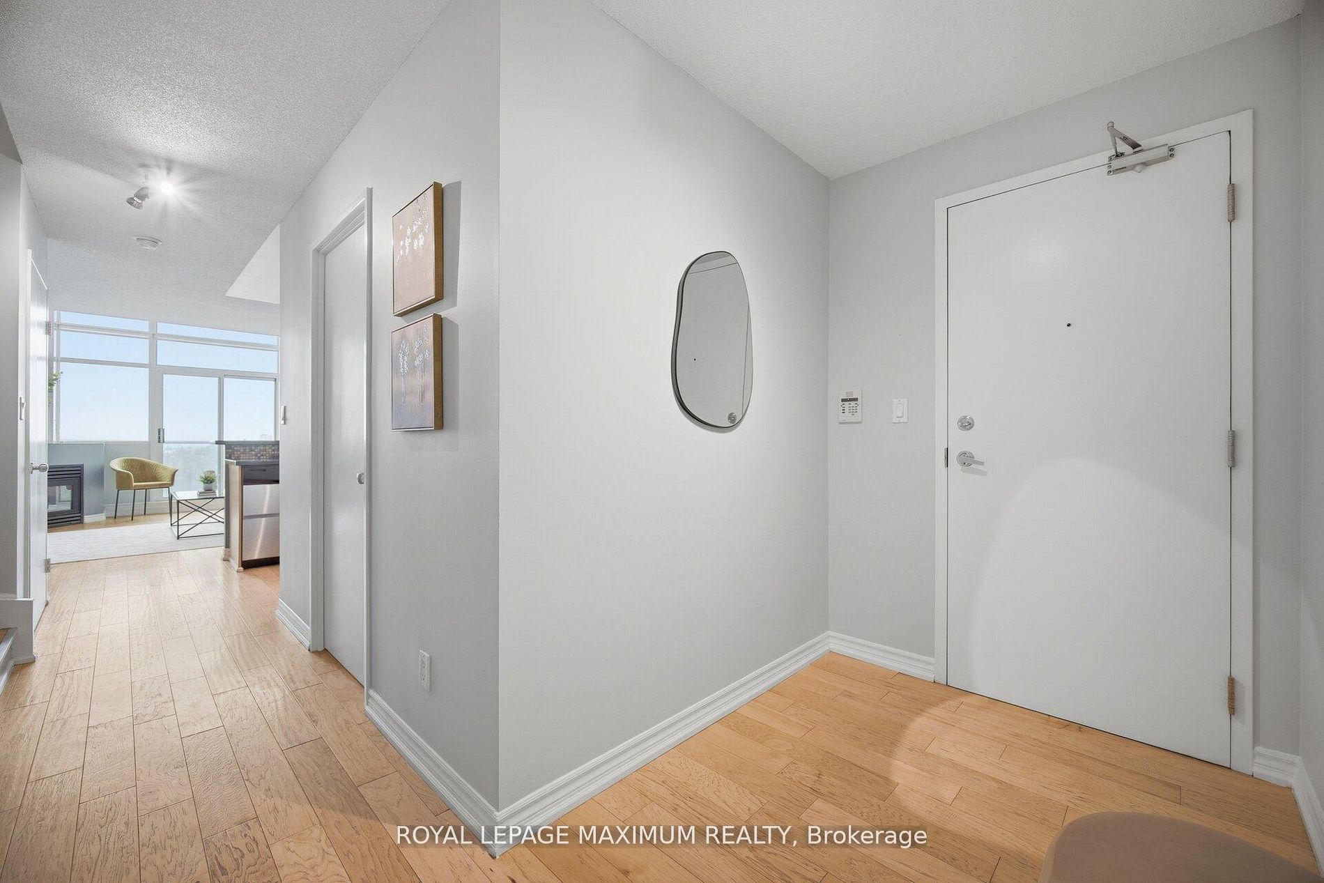 200 Manitoba Street 508