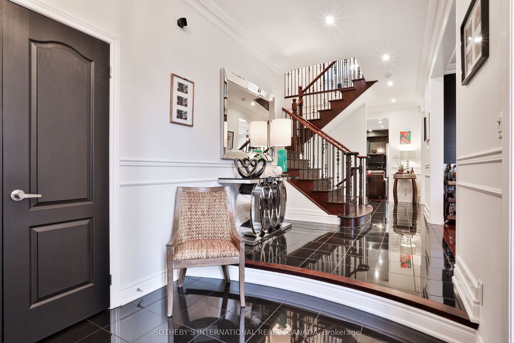 Photo of 1437 Islington Avenue, Toronto, ON M9A 3K8 (MLS # W12394324)
