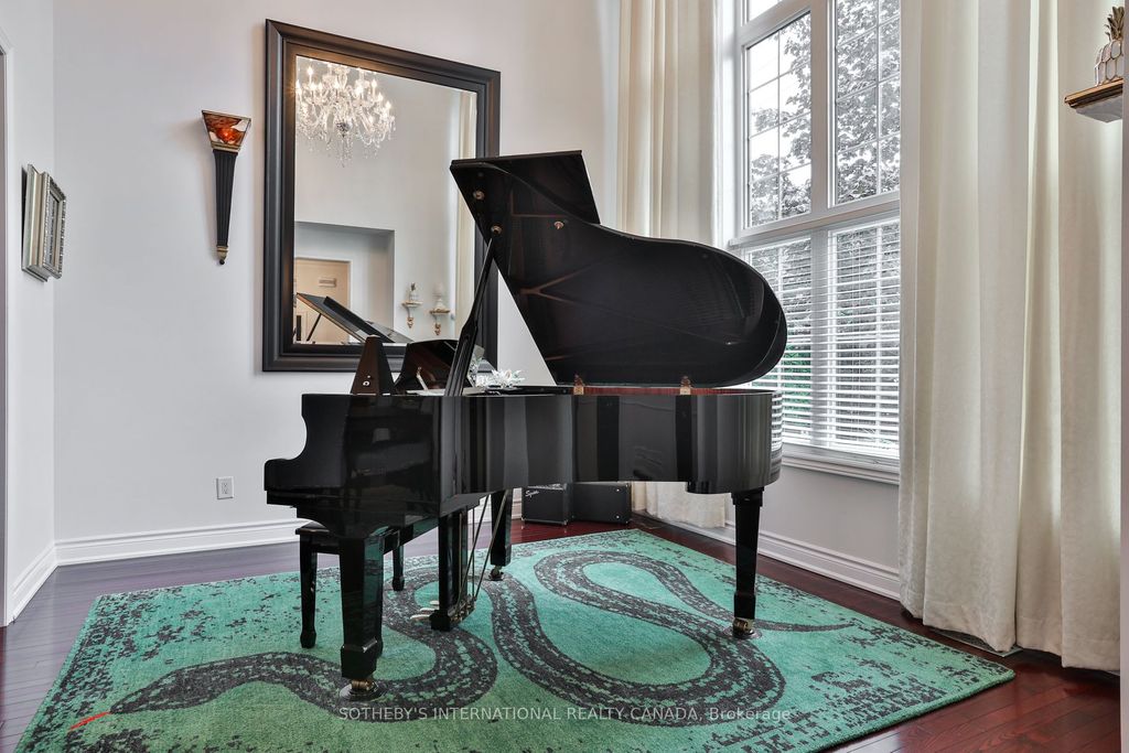 Photo of 1437 Islington Avenue, Toronto, ON M9A 3K8 (MLS # W12394324)