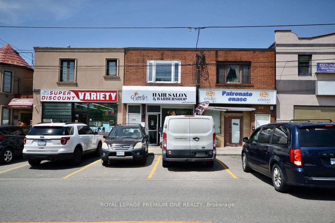 Photo 1 of 12 — 312 Rustic Road B, Toronto, ON M6L 1W5