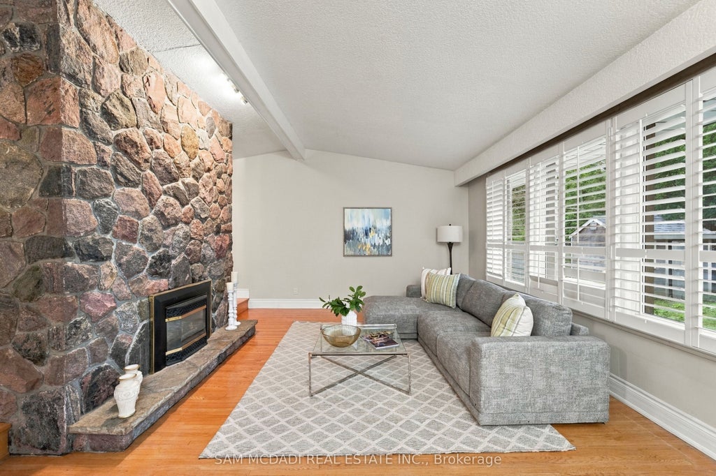 Photo of 1459 Birchwood Drive, Mississauga, ON L5J 1T3 (MLS # W13815128)
