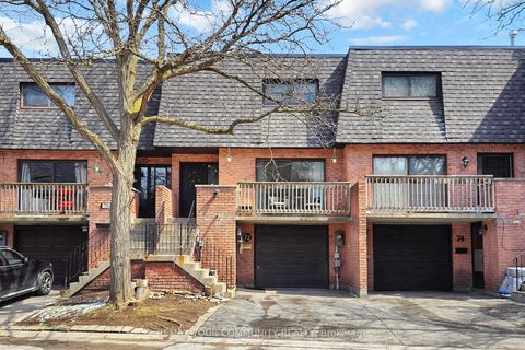 72 Ashglen Way 16 Markham ON L3R 3A7