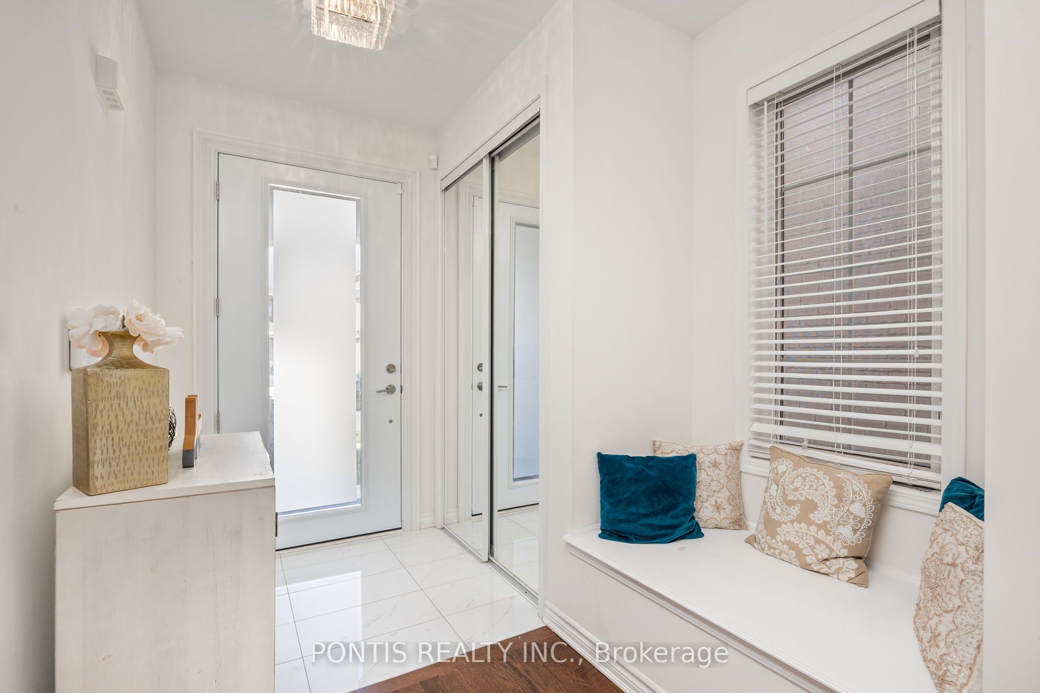 1172 Leger Way