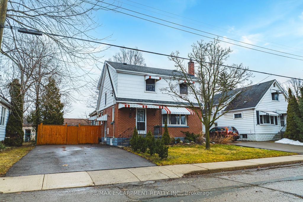 Photo of 5 West 3rd Street, Hamilton, ON L9C 3J5 (MLS # X12882012)